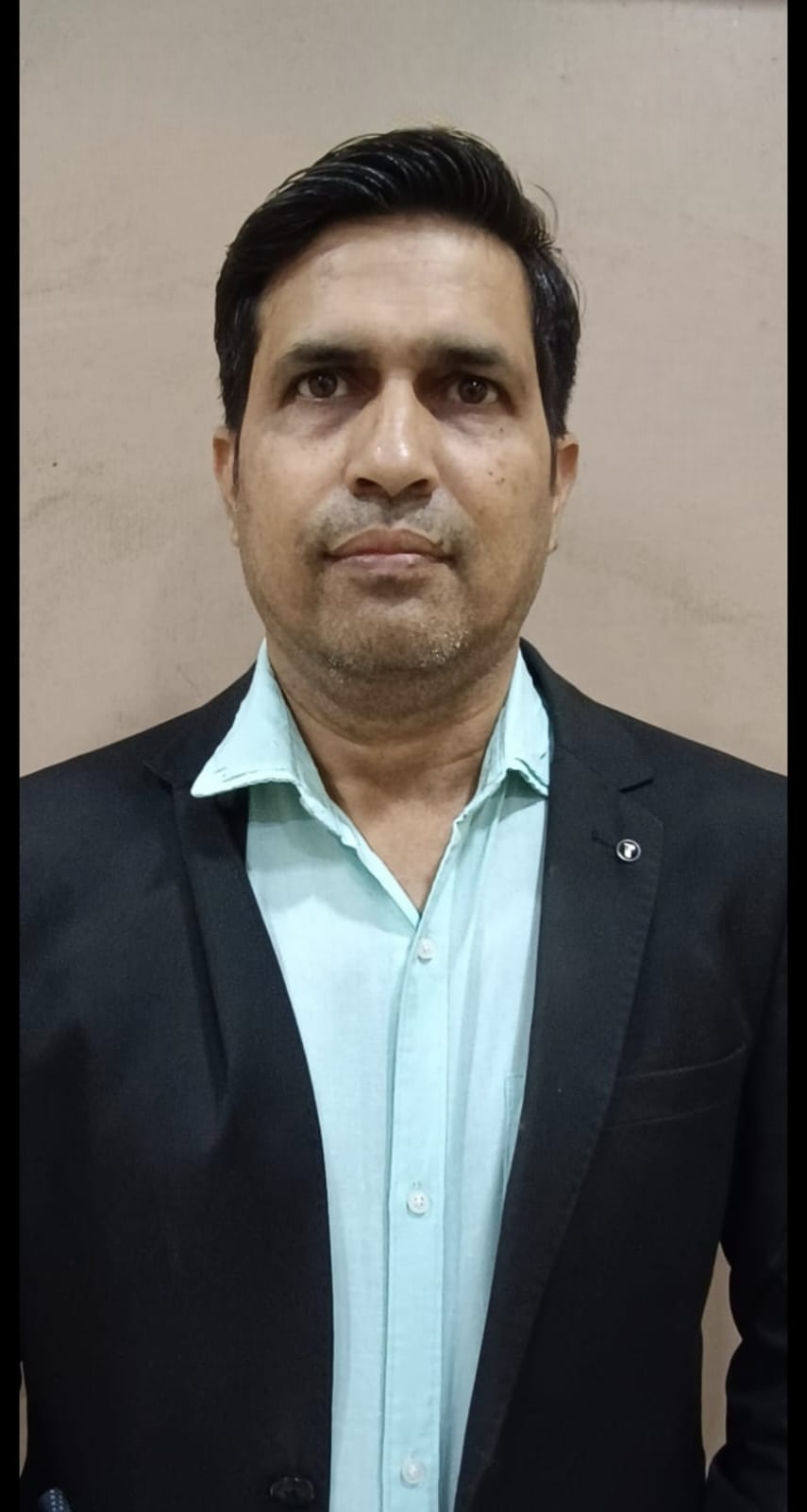 DR AMIT KUMAR TANDON